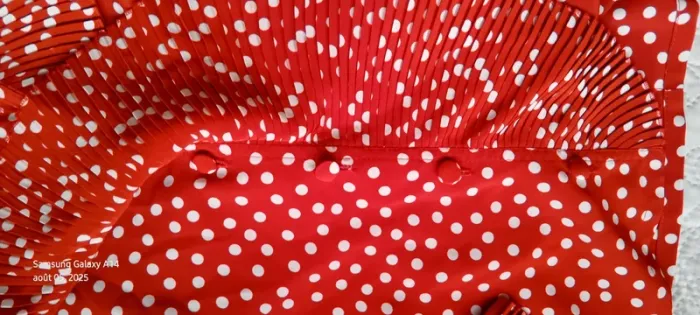 Blouse fluide à pois avec volants plissés manches longues pagodes rouge femme 40 flanelle Paris - photo numéro 15