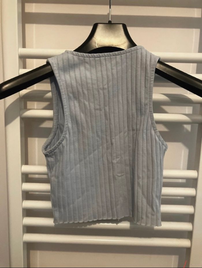 Debardeur crop top bleu clair - photo numéro 2