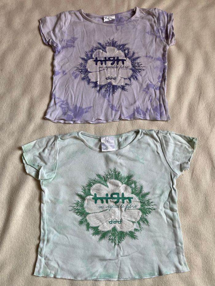 2 tee-shirts 3 ans - photo numéro 1