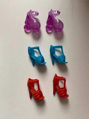 Lot de 3 paires de chaussures pour poupée
