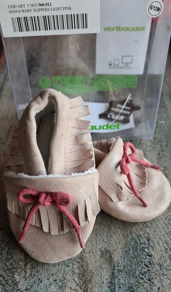 Chaussons/ chaussures bébé t6.12mois Vertbaudet