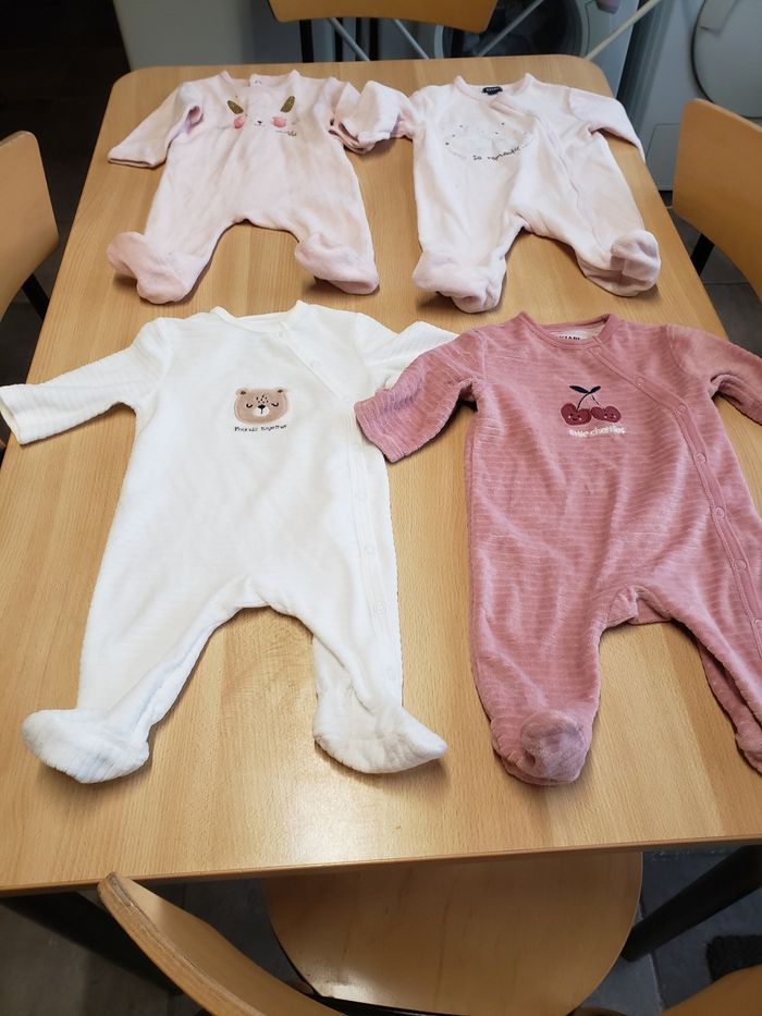 Lot vetements fille 3 mois kiabi - photo numéro 8