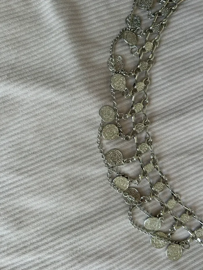 Ceinture chaîne argentée style bohème à pièces - photo numéro 4