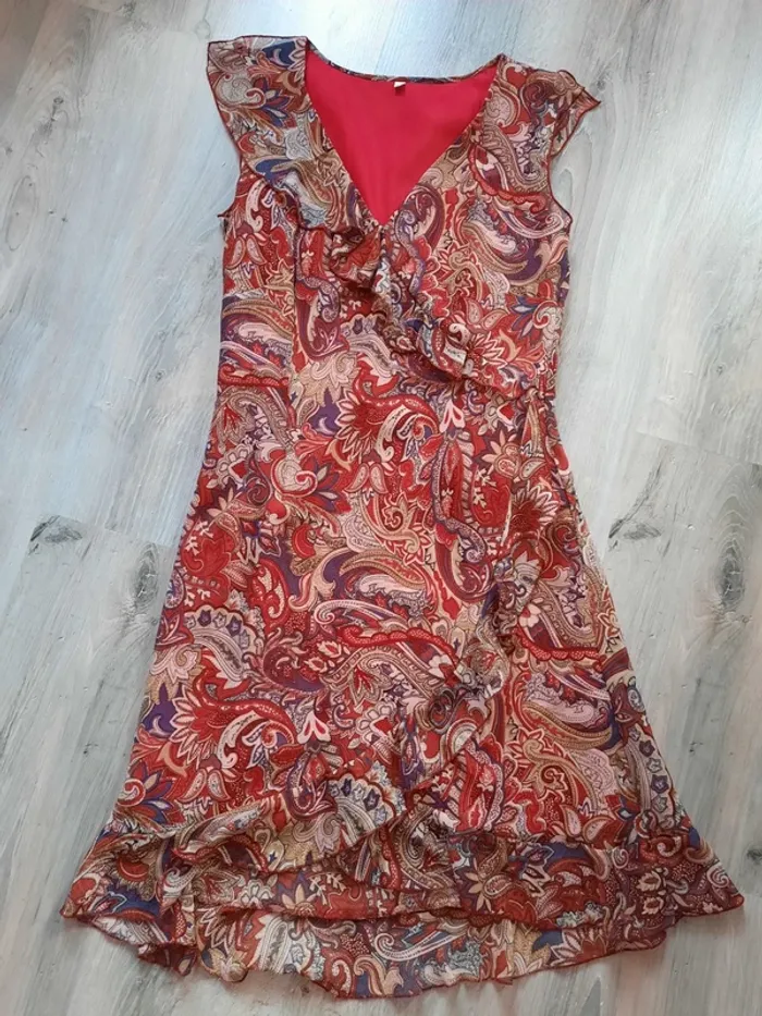 Jolie robe taille 40