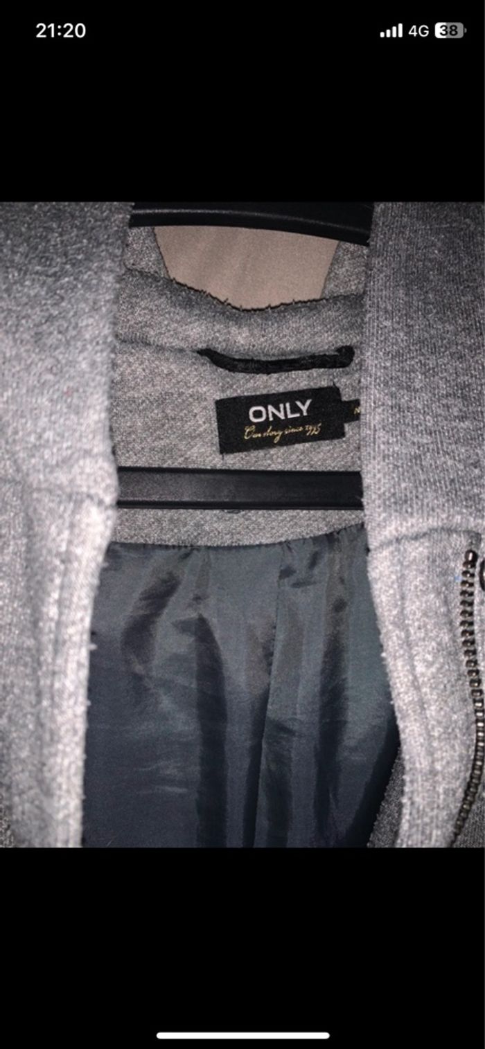Manteau only - photo numéro 3