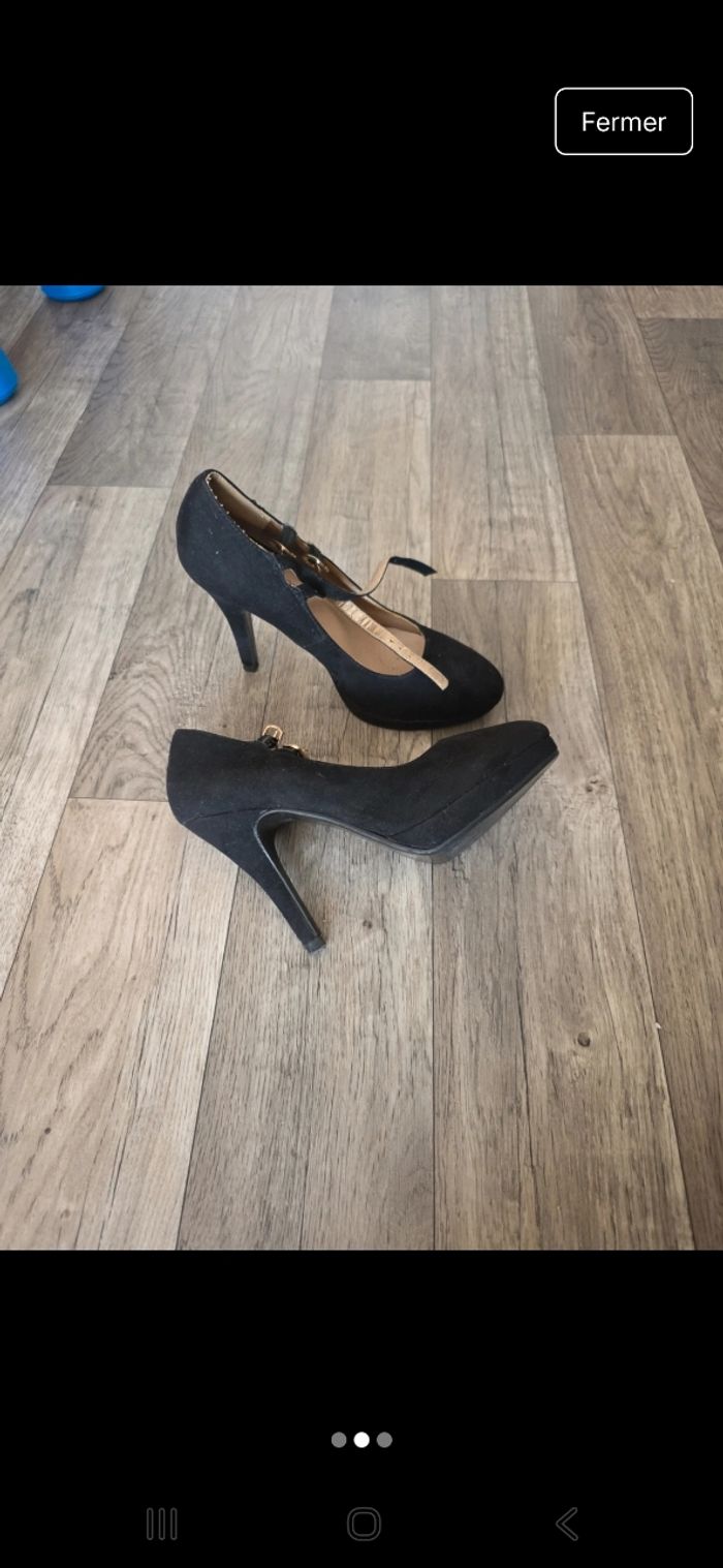 Chaussures haut talons - photo numéro 2