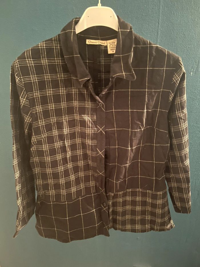 Très jolie chemise à longue manche femme