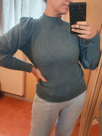 Pull avec petit col bleu T.38/M