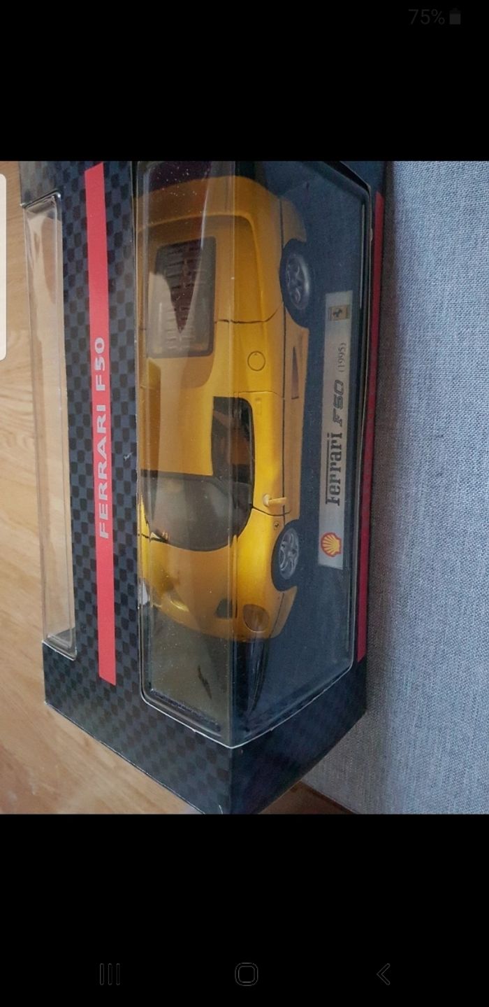 Voiture ferrari - photo numéro 2