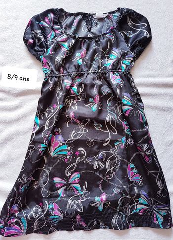 Robe H&M 8/9 ans