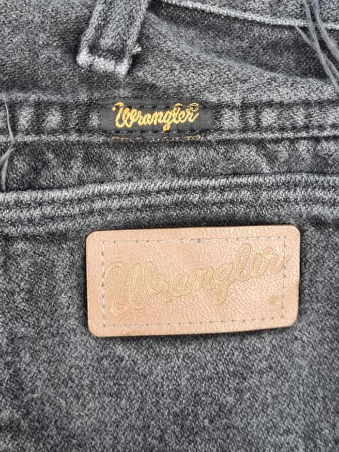 Jeans Wrangler gris foncé – Taille 36x34 Hommes (mesures en photos) - photo numéro 6