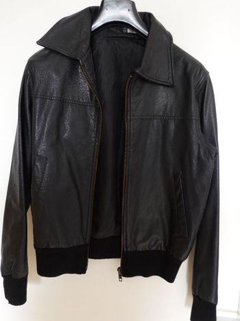 Veste en cuir – Taille 36