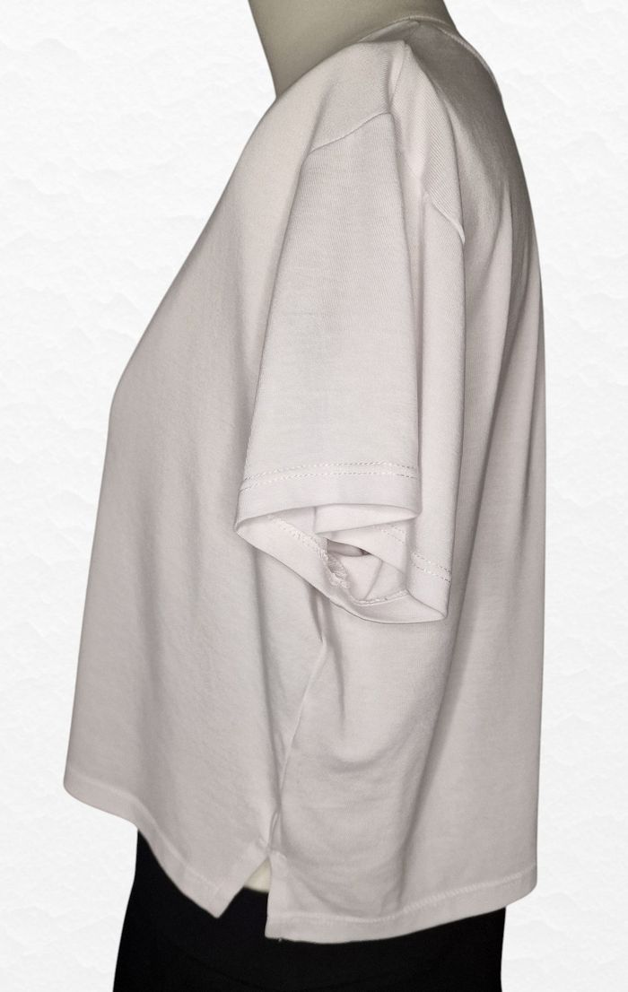 T-shirt court Stradivarius – M – Blanc – État : Très bon