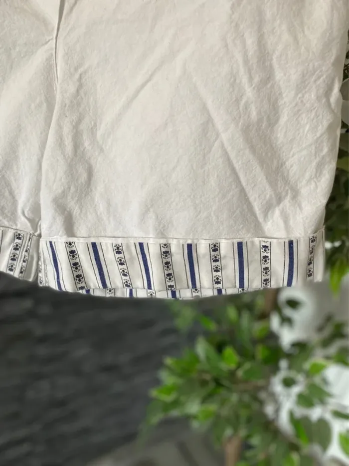 💙🤍Short blanc et bleu marine léger – Taille 42 – Parfait pour l’été 💙🤍 - photo numéro 5