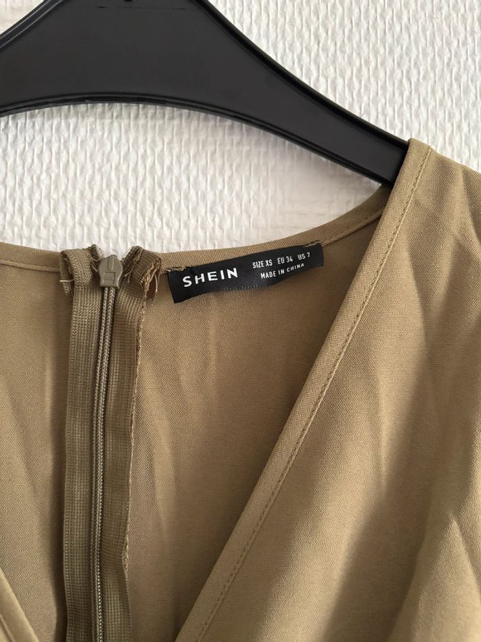 Robe verte kaki - photo numéro 3