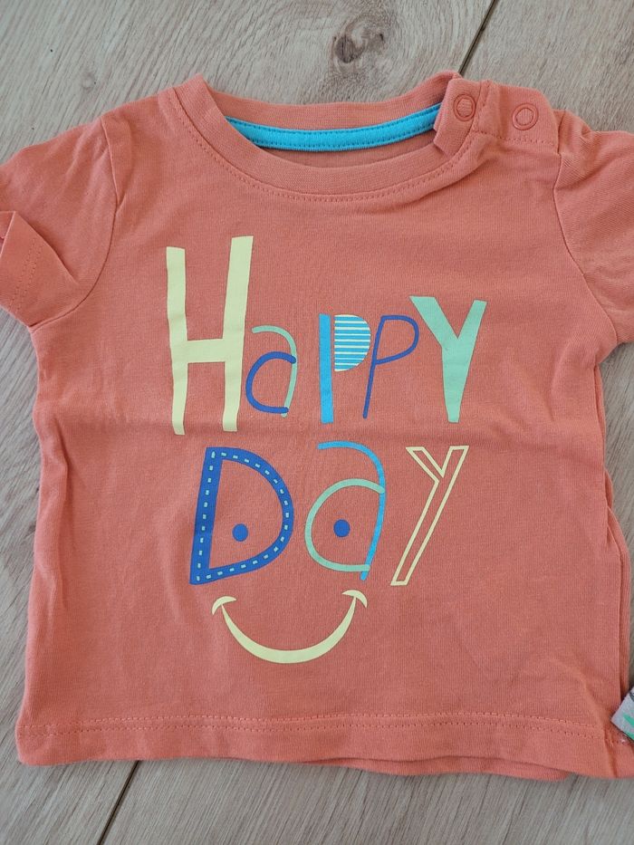 Lot 2 t-shirts - photo numéro 2