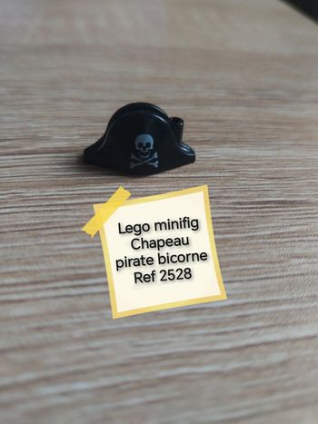 Minifig Lego Chapeau pirate