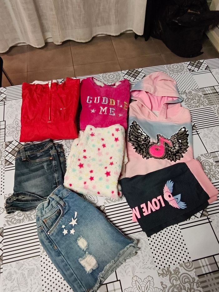 Lot vêtements fille 6 ans
