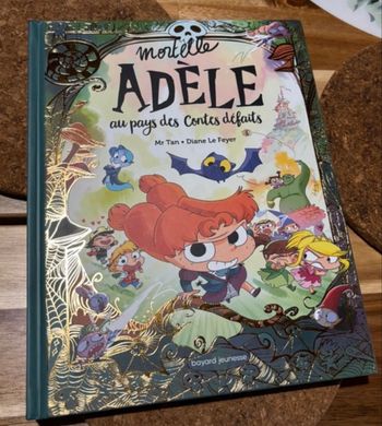 Livre Adèle mortelle au pays des contes défaits