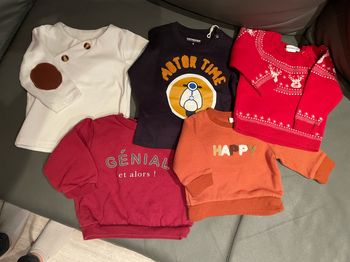 Lot de pulls 6 mois