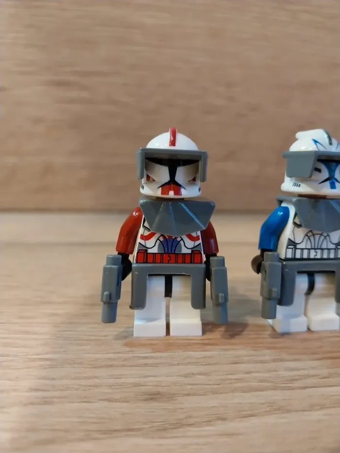 Figurines type lego Commandants Clones Rex et Fox star wars - photo numéro 2