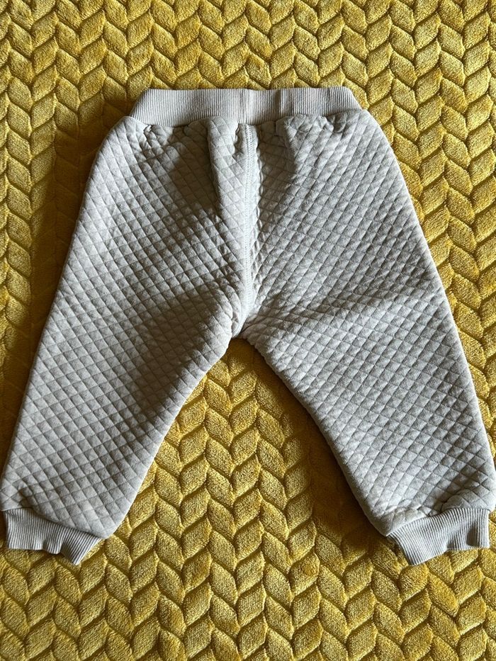 Pantalon jogging H&M bébé garçon 12 mois - photo numéro 2