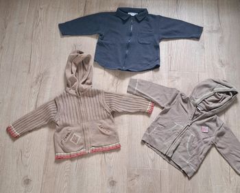 Lot 3 gilets zyppés 18mois