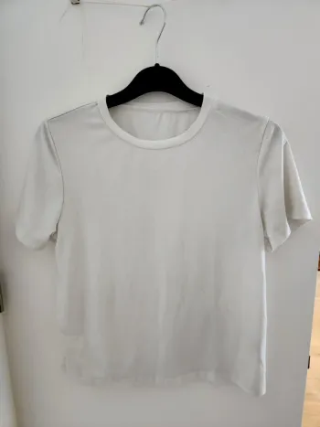 T-shirt blanc col rond Taille 13 ans