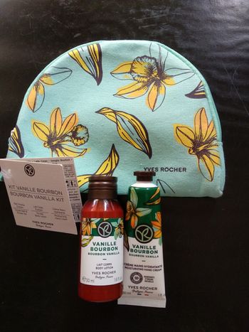 Ensemble Yves Rocher Neuf