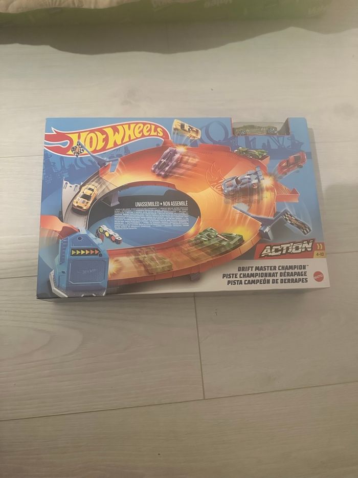 Circuit hot wheels neuf