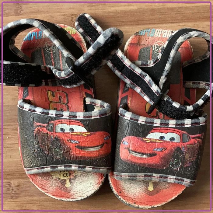 Chaussures taille 23 - photo numéro 4