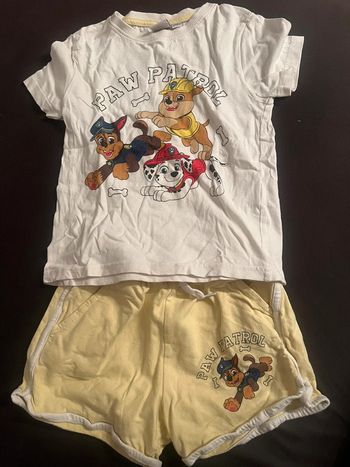 Ensemble short t-shirt pat patrouille 6 ans