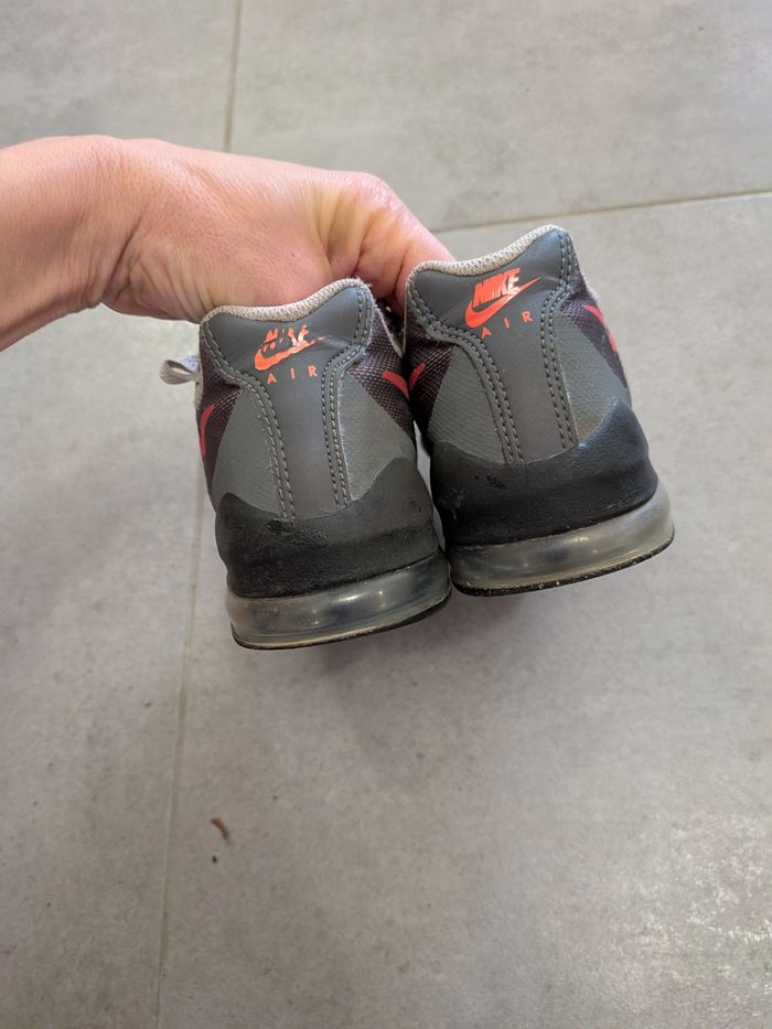 Basket Nike enfant taille35.5 - photo numéro 3