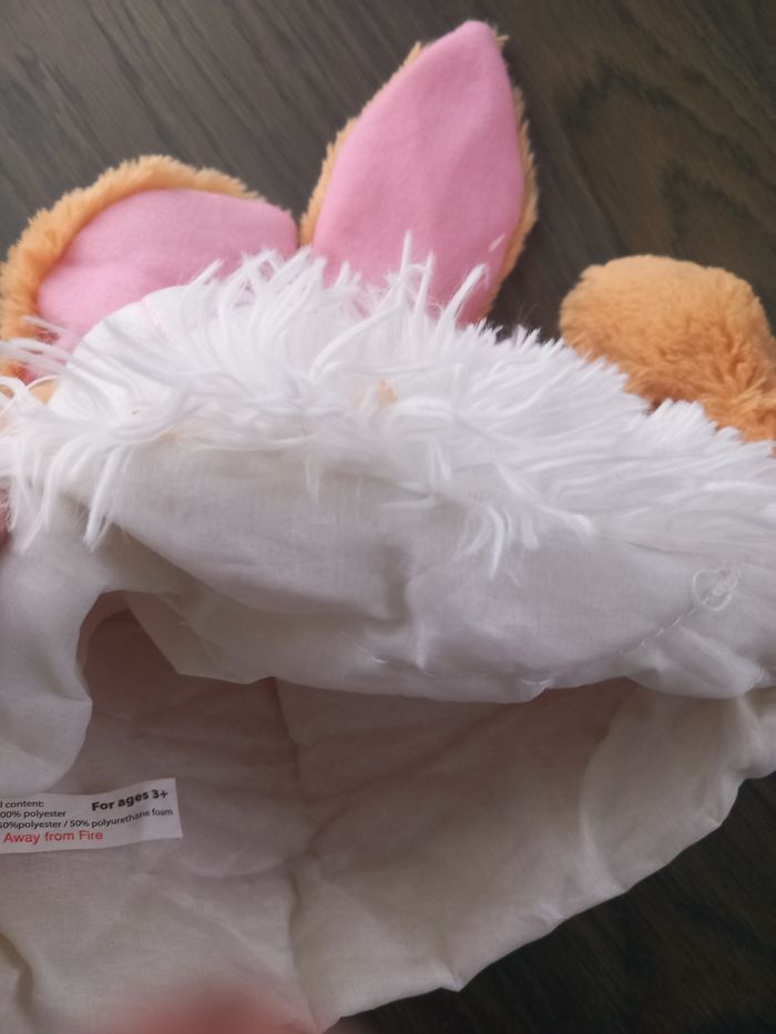 Bonnet lapin appuyé l'oreille se lève - photo numéro 5