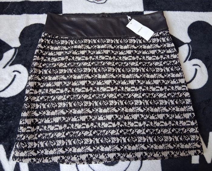 Jupe neuve Taille 38