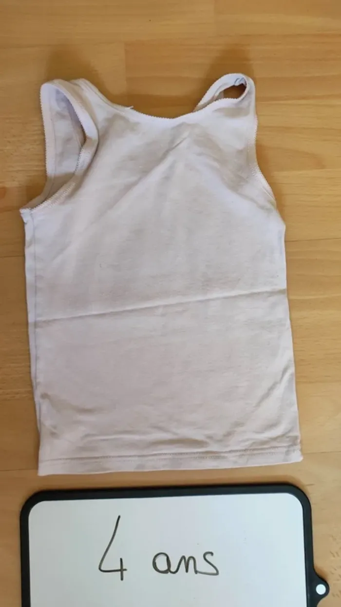 Maillot de corps taille 4 ans - photo numéro 2