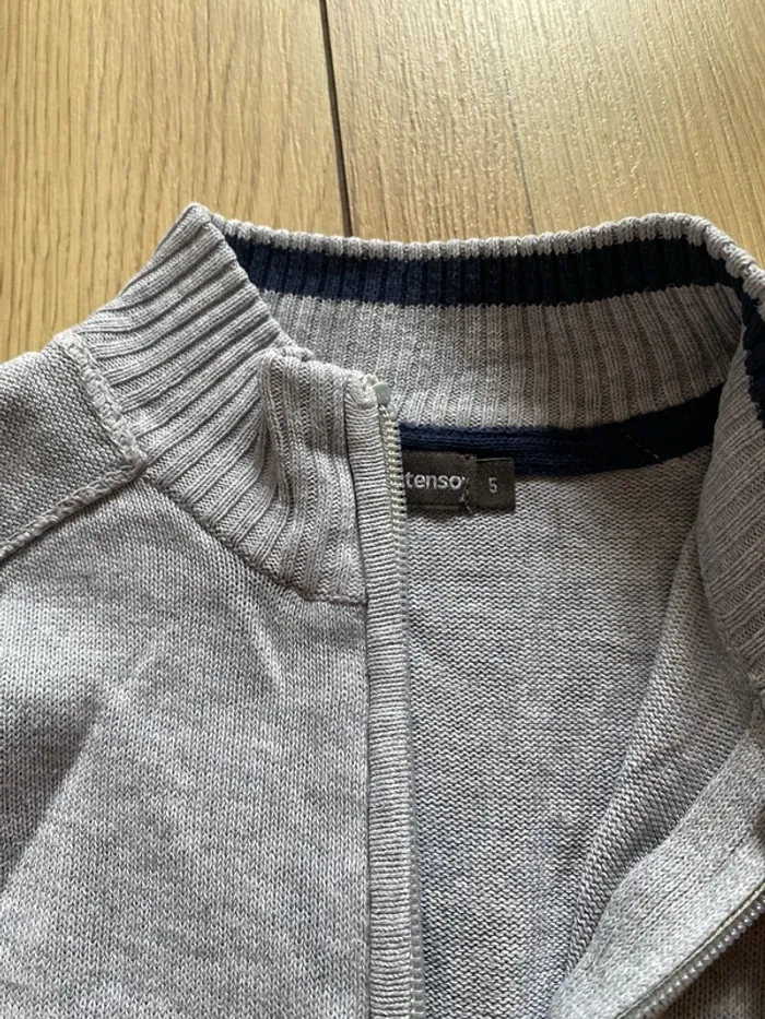 Gilet zippe gris 5 ans - photo numéro 3