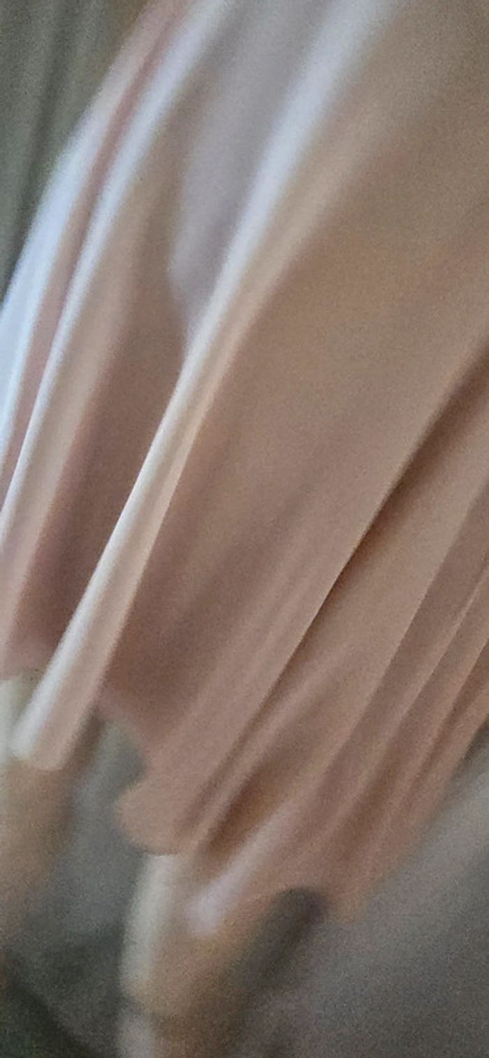 robe dégriffée rose poudré avec cape amovible Taille 36/S défauts - photo numéro 10