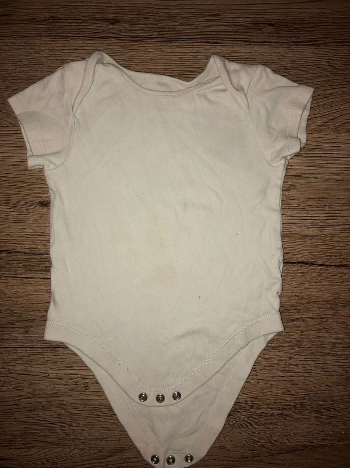 Lot de body bébé - photo numéro 5