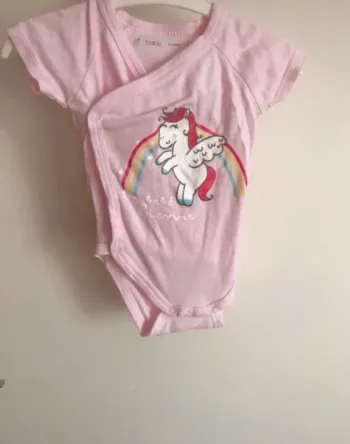 Body licorne 6 mois neuf