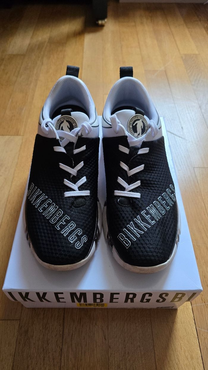 Chaussures Bikkembergs taille 44 - photo numéro 2