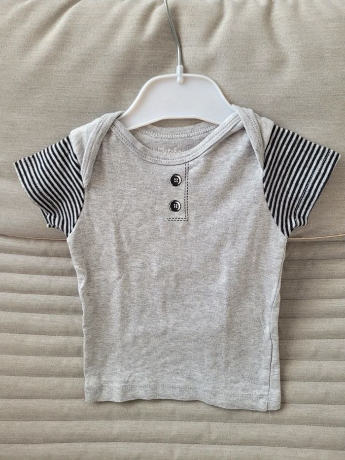 Tee shirt gris - photo numéro 4