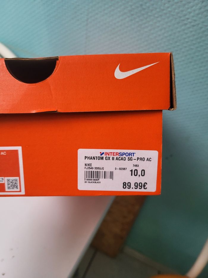 Chaussure de foot nike neuf - photo numéro 3