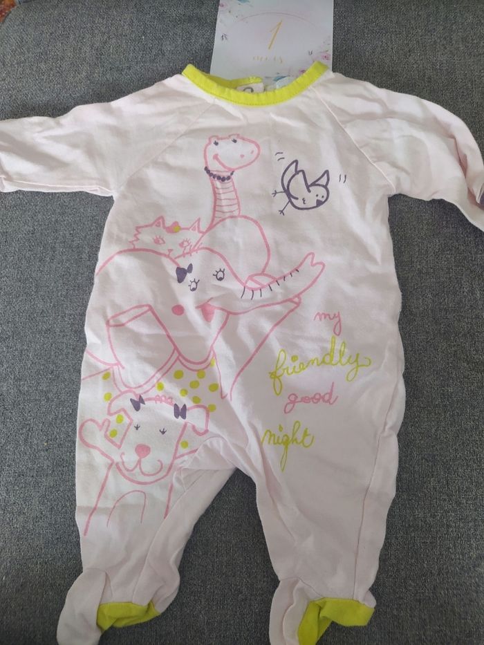Lot séparable 7 pyjamas été 1 mois - photo numéro 3