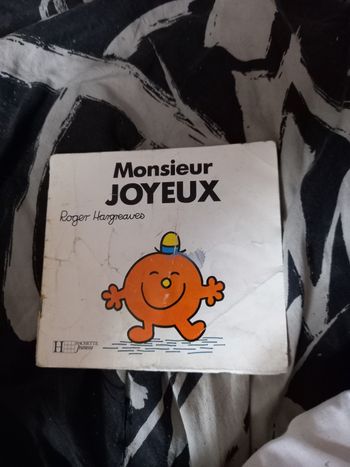 Les livres Monsieurs Madames