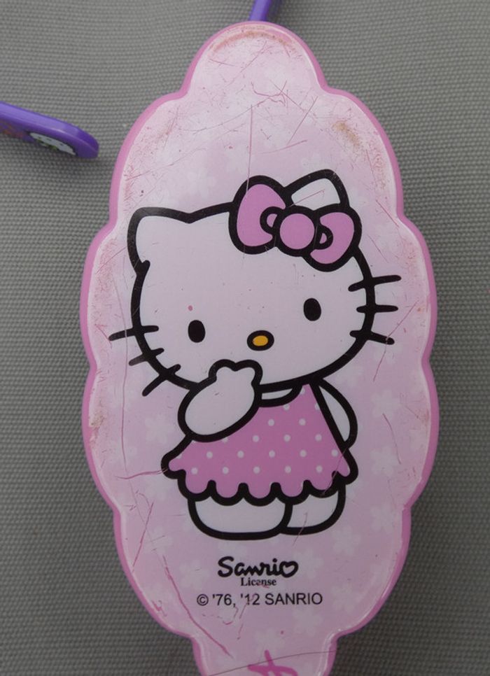 Lot de jolis accessoires Hello Kitty - photo numéro 10