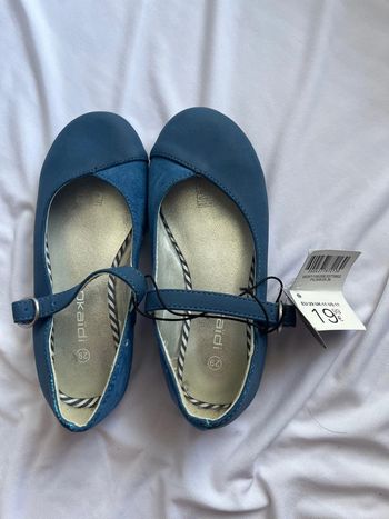Ballerine bleue fille taille29 neuve marque Okaidi