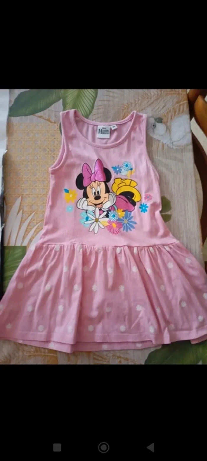 Robe Minnie taille 4 ans