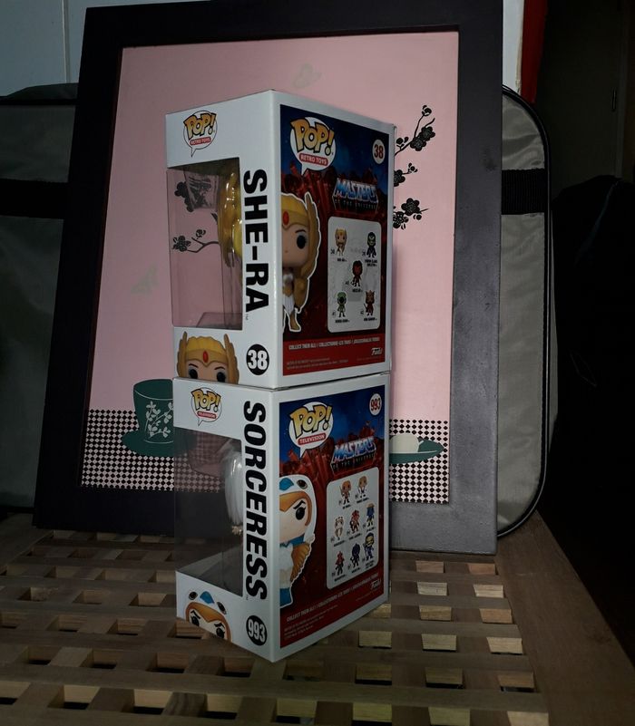 Funko Pop SHE-RA et Sorceress MOTU Masters of the Universe #38 & #993 - photo numéro 5