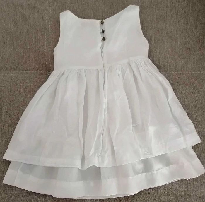 Robe blanche 2-3ans - photo numéro 2